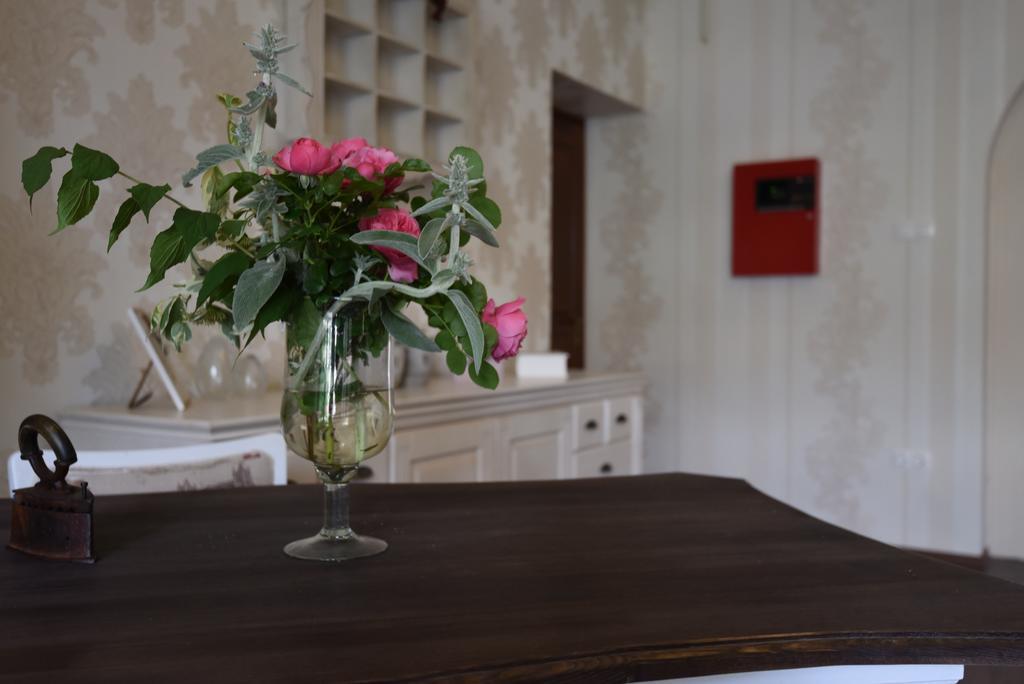 Guest House Romantika Panzio Gyula Εξωτερικό φωτογραφία