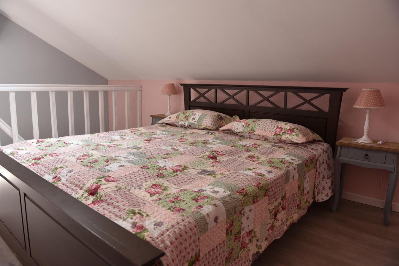 Guest House Romantika Panzio Gyula Εξωτερικό φωτογραφία